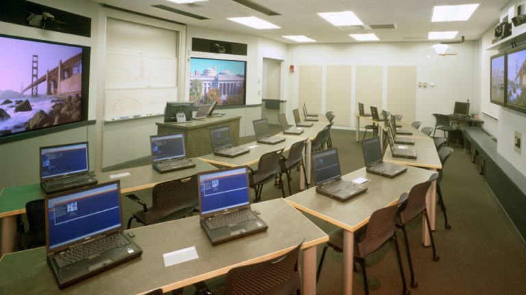 Massachusetts Institute of Technology Distance Learning Facilities