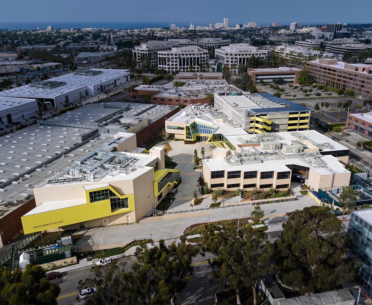 Santa Monica College Center for Media and Design • Waveguide